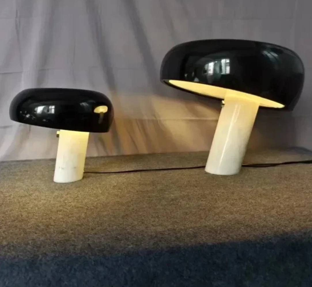Snoopy Table Lamp – Iconic Design with Artistic Warmth