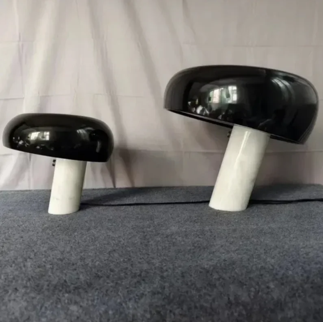 Snoopy Table Lamp – Iconic Design with Artistic Warmth