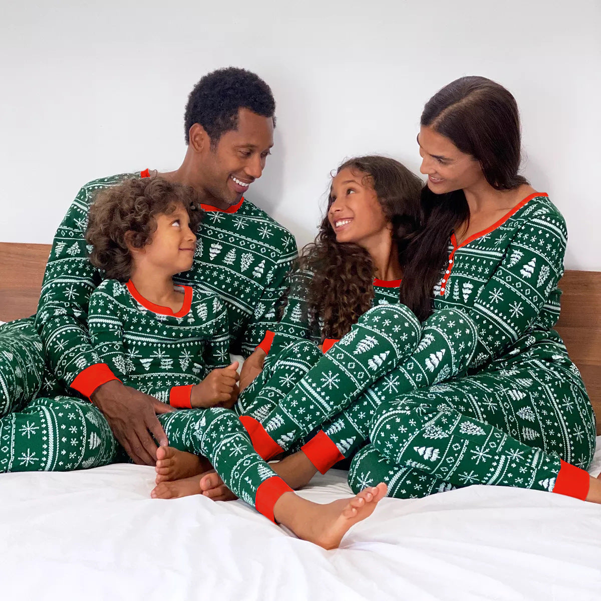 Green Christmas Print Family Matching Christmas Pajamas