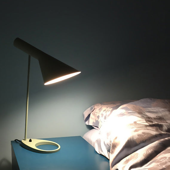 AJ Lamp – Timeless Design That Illuminates Your Space with Style